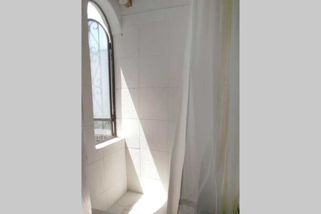 Casa Colonial En Salta Nueva Y Antigua Lejlighed Eksteriør billede